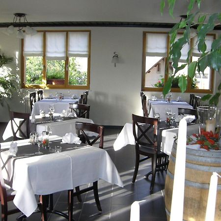 Hotel Restaurant Alpenblick Ernen Exterior photo