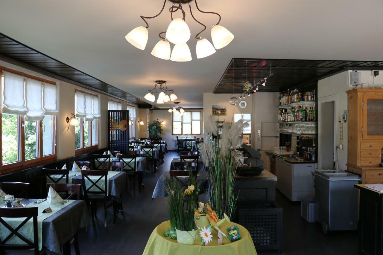 Hotel Restaurant Alpenblick Ernen Exterior photo